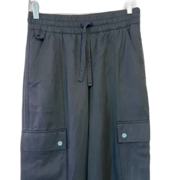 Athleta Celestial High Rise Utility Pant Cargo Black XS Tall Athleisure Travel - Picture 4 of 8